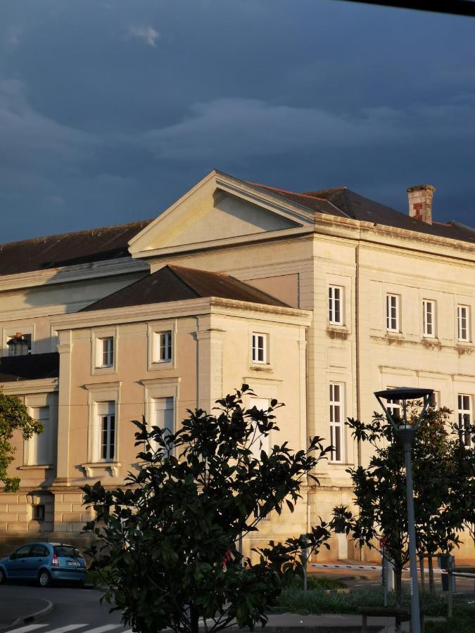 La Canopee Cholet Bagian luar foto