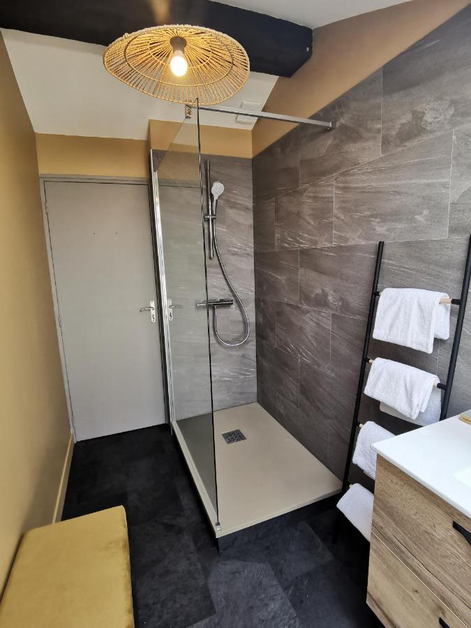La Canopee Cholet Bagian luar foto